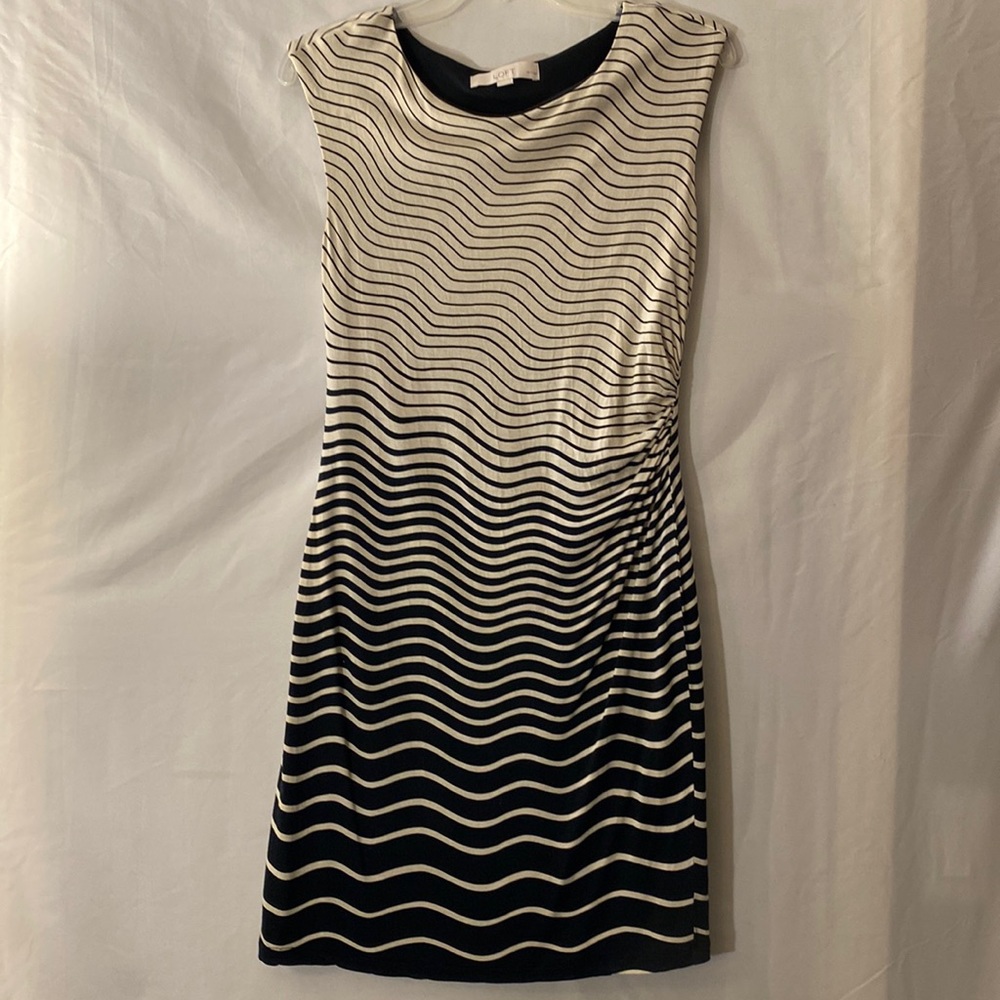 Ann Taylor Loft petite small dress with wavy black and cream pattern